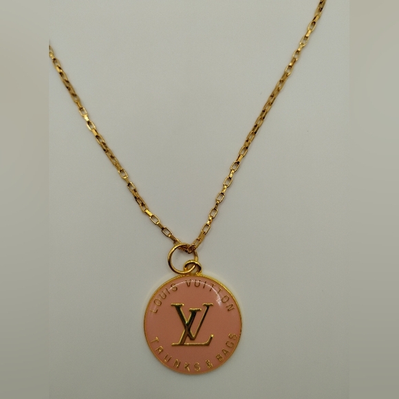 Louis Vuitton Gold &Pink Trunks & Bags AUTHENTIC Stamped On The Charm - Picture 4 of 4